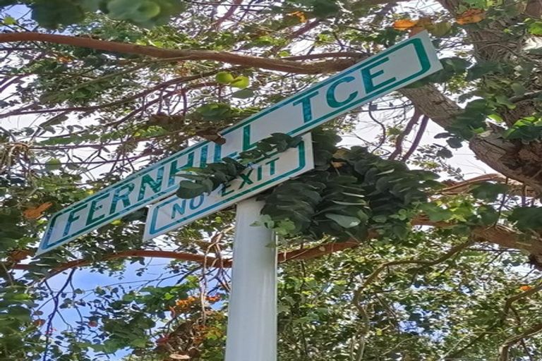 Photo of property in 17 Fernhill Terrace, Wadestown, Wellington, 6012