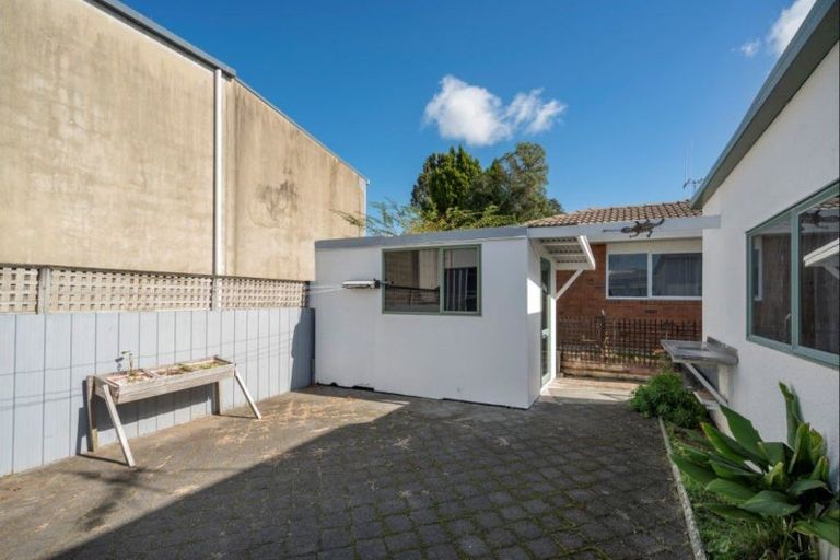 Photo of property in 10 Racecourse Way, Gate Pa, Tauranga, 3112