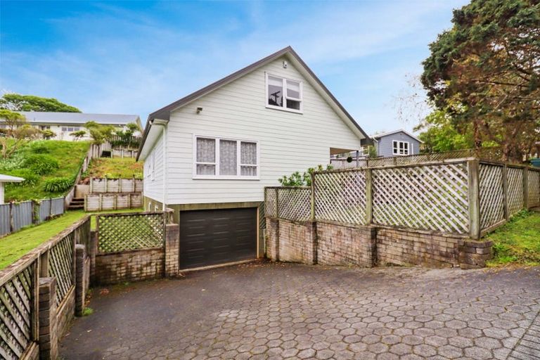 Photo of property in 15 Park Road, Belmont, Lower Hutt, 5010