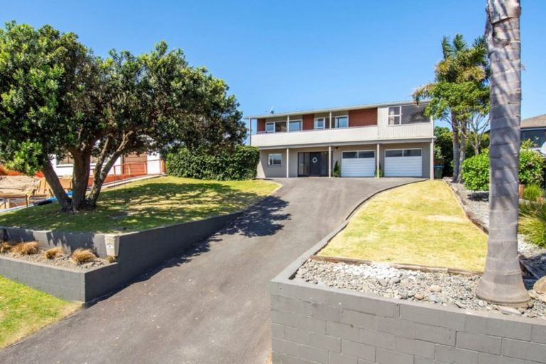 Photo of property in 24 Tay Street, Mount Maunganui, 3116