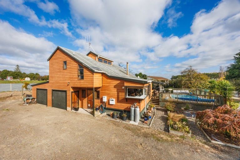Photo of property in 11 Kairanga Bunnythorpe Road, Bunnythorpe, Palmerston North, 4478