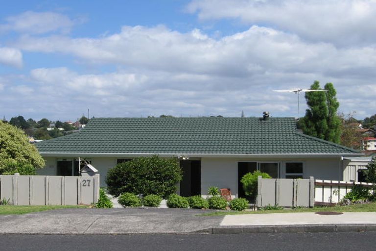 Photo of property in 27 Geoffrey Road, Torbay, Auckland, 0630