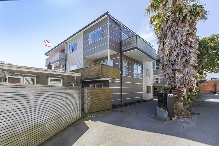 Photo of property in 8/123 The Parade, Island Bay, Wellington, 6023