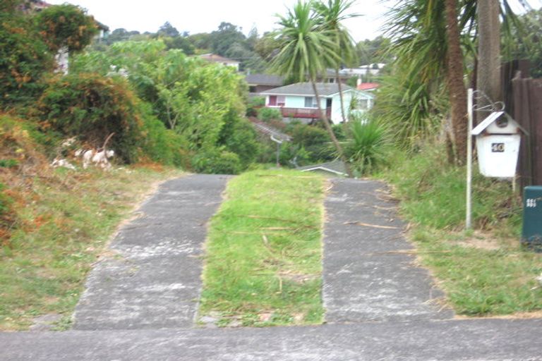 Photo of property in 40 Tamahere Drive, Glenfield, Auckland, 0629