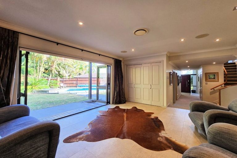 Photo of property in 21 Dressage Lane, Greenhithe, Auckland, 0632
