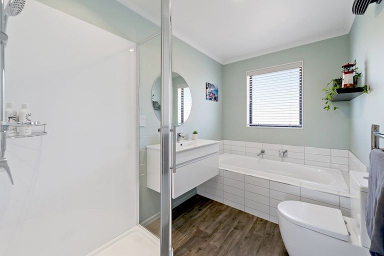 Photo of property in 1 Caracara Place, Rolleston, 7615