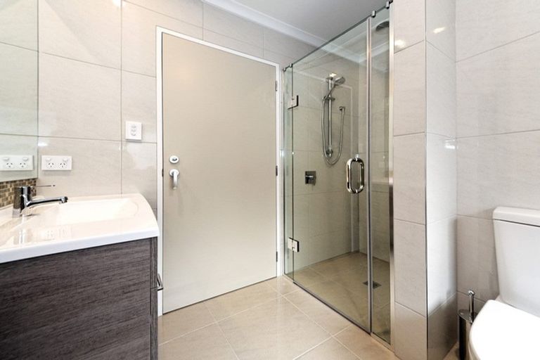 Photo of property in 5 Poaka Road, Hobsonville, Auckland, 0616