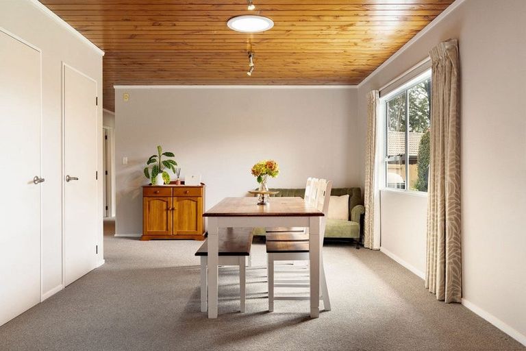 Photo of property in 122b Oropi Road, Greerton, Tauranga, 3112