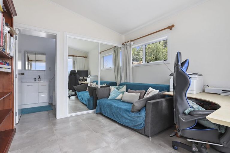 Photo of property in 56 James Laurie Street, Henderson, Auckland, 0612