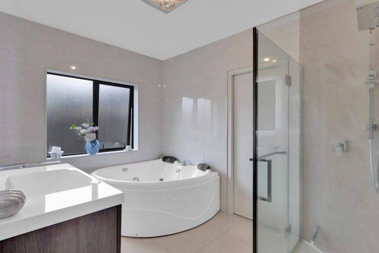 Photo of property in 9 Aquila Crescent, Rototuna North, Hamilton, 3210