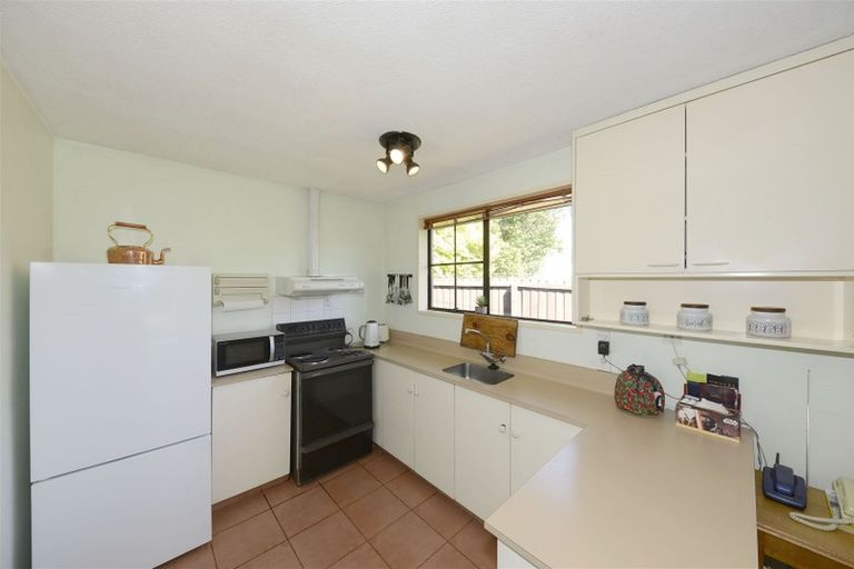 Photo of property in 2/45 Westgrove Avenue, Avonhead, Christchurch, 8042