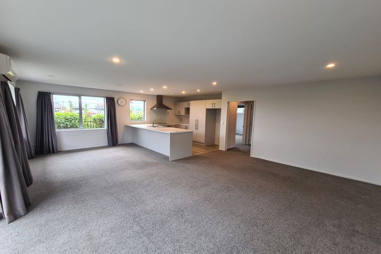 Photo of property in 6 Ronaldson Lane, Wigram, Christchurch, 8042