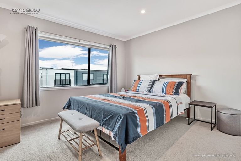 Photo of property in 19 Saltmarsh Road, Hobsonville, Auckland, 0616