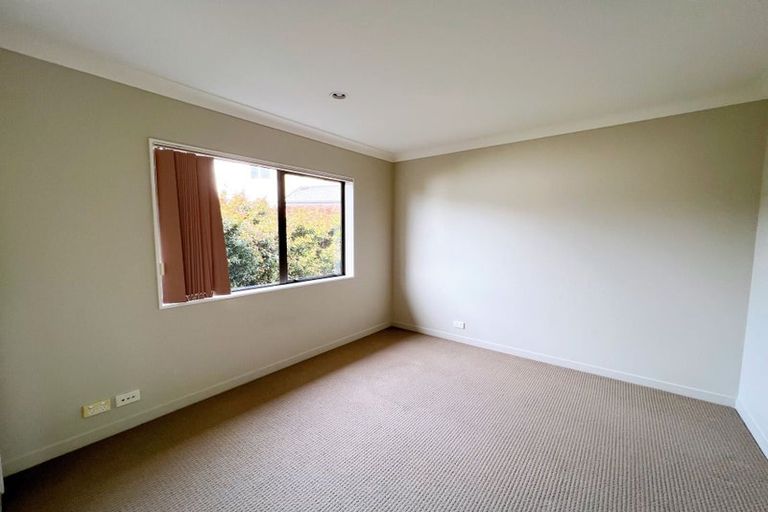 Photo of property in 9 Laurel Oak Drive, Schnapper Rock, Auckland, 0632