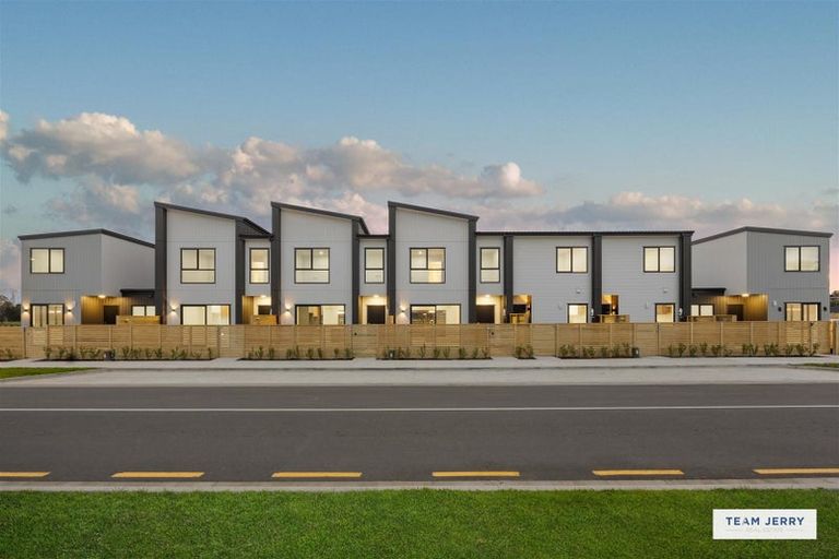 Photo of property in 93 Bellfield Road, Opaheke, Papakura, 2113