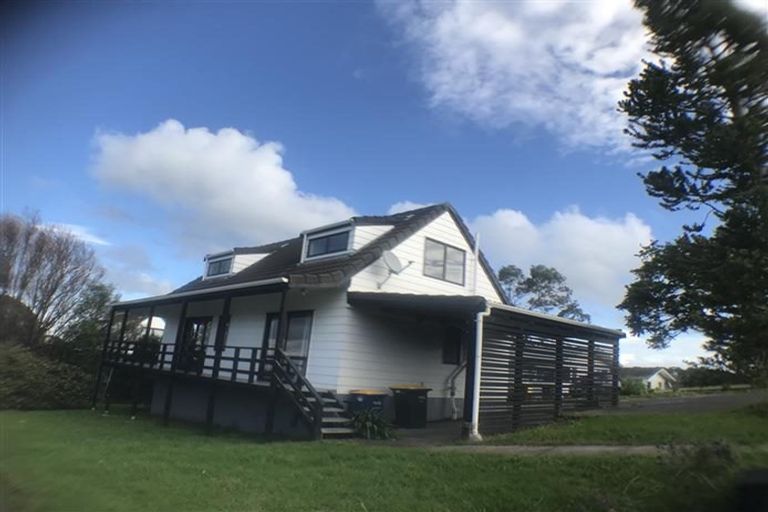 Photo of property in 36 Cyclarama Crescent, Massey, Auckland, 0614