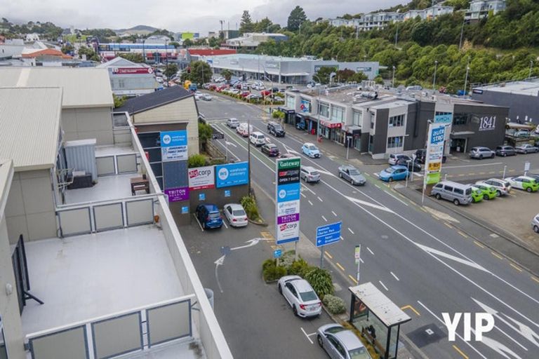 Photo of property in 5/9 Broderick Road, Johnsonville, Wellington, 6037