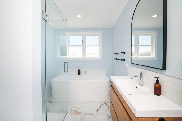 Photo of property in 9 Mersey Terrace, Roslyn, Palmerston North, 4414