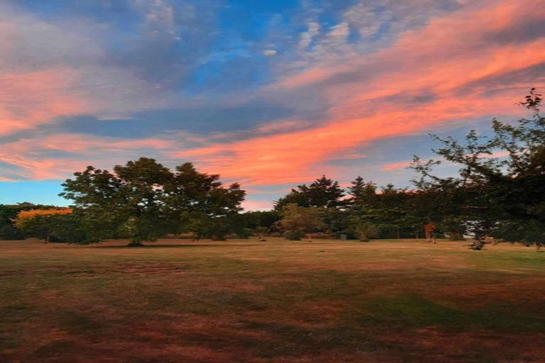 Photo of property in 897 Sandy Knolls Road, West Melton, Christchurch, 7675