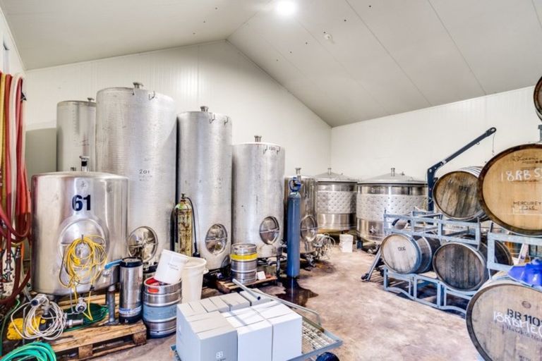 Photo of property in 275 Te Mata Road, Havelock North, 4294