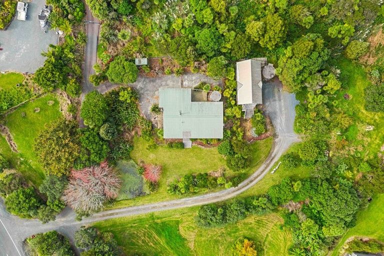 Photo of property in 1829 Whangarei Heads Road, Whangarei Heads, 0174
