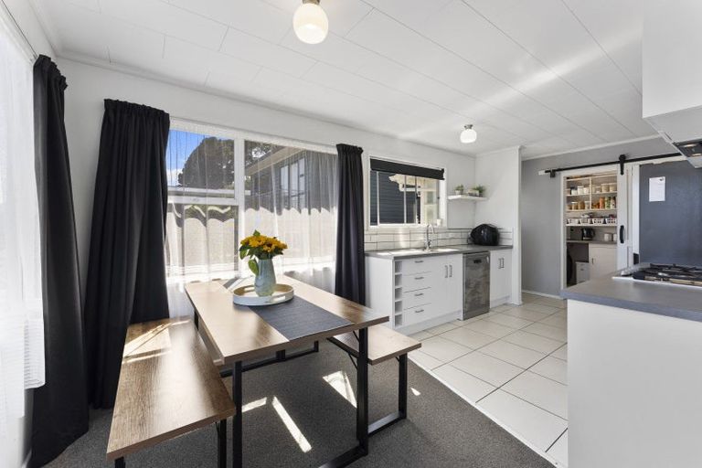 Photo of property in 31 Holland Street, Wainuiomata, Lower Hutt, 5014