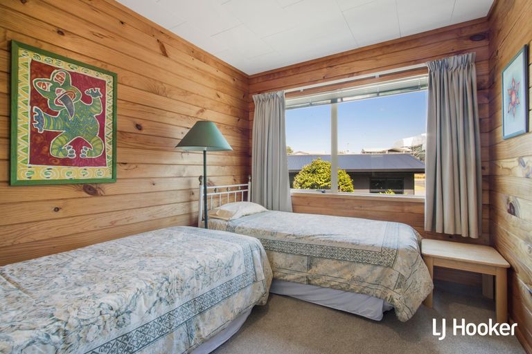 Photo of property in 66 Bway Road, Waihi Beach, 3611