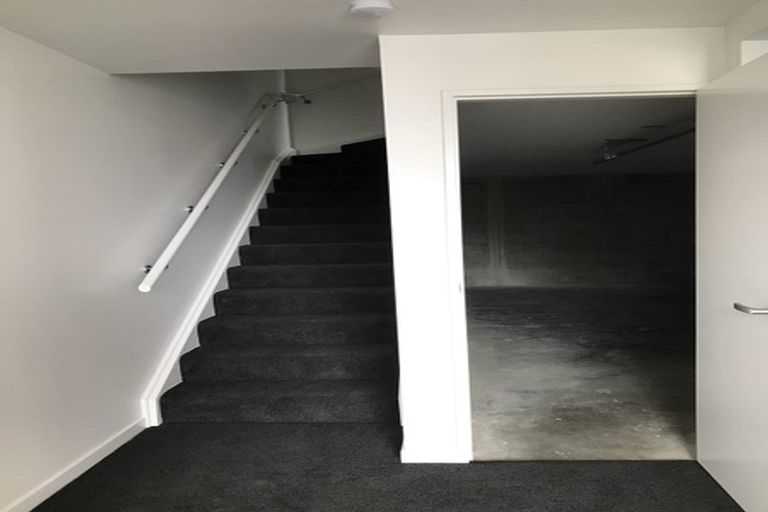 Photo of property in 18u1 Oriental Terrace, Oriental Bay, Wellington, 6011