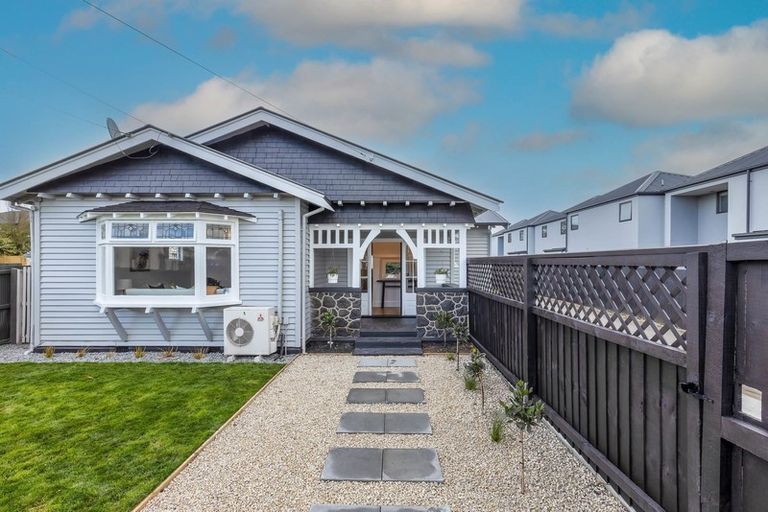 Photo of property in 1/19 Hills Road, Edgeware, Christchurch, 8013