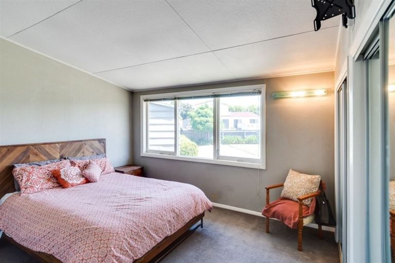 Photo of property in 50 Meeanee Road, Taradale, Napier, 4112