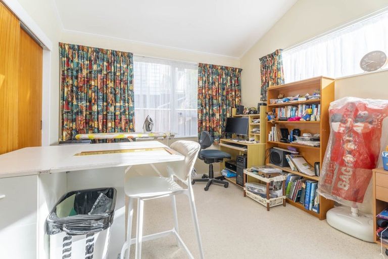 Photo of property in 11 Katarina Grove, Tawa, Wellington, 5028