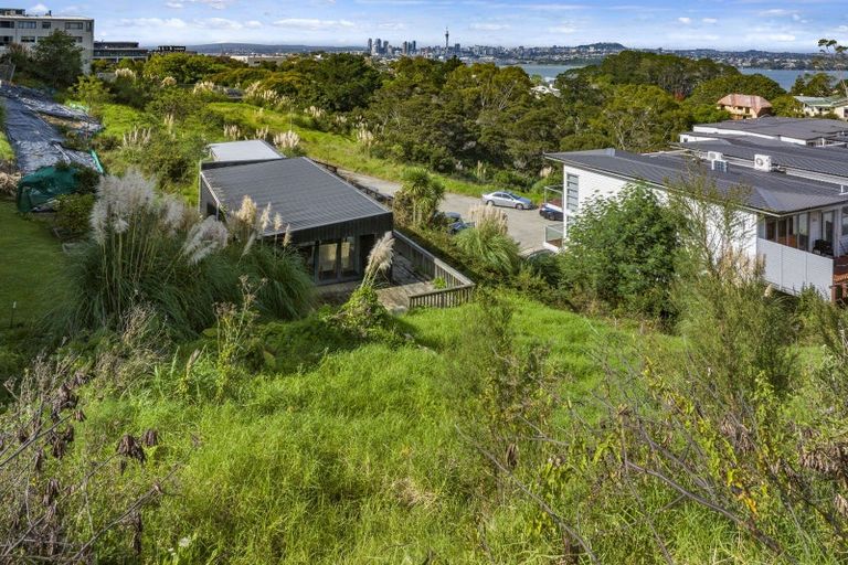 Photo of property in 6 Huka Road, Birkenhead, Auckland, 0626