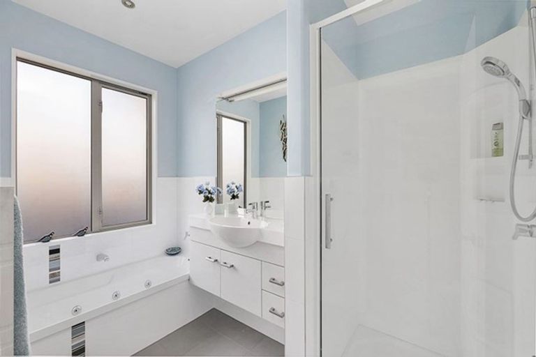 Photo of property in 44 Lamorna Road, Parklands, Christchurch, 8083