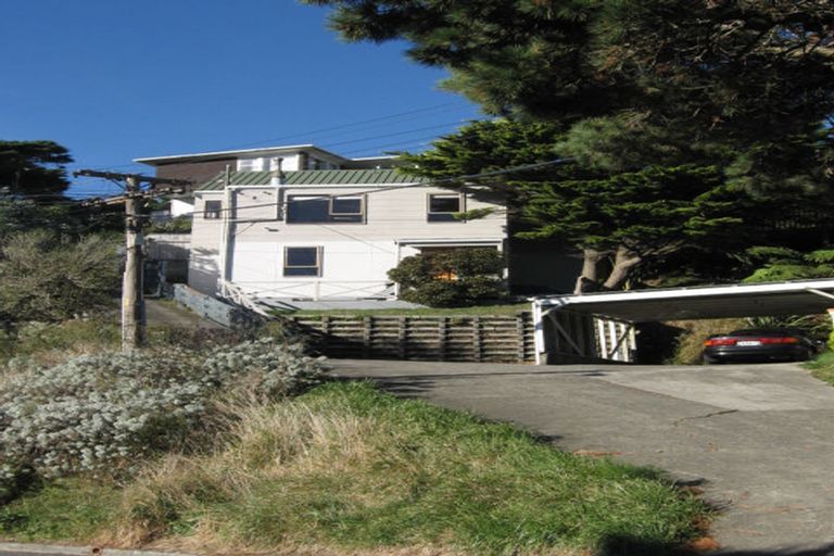 Photo of property in 101a Black Rock Road, Newlands, Wellington, 6037