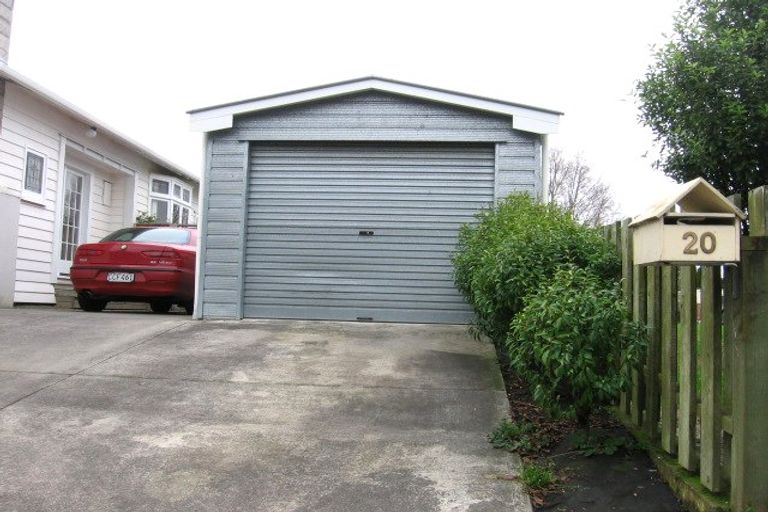 Photo of property in 20 Perrin Place, Kelvin Grove, Palmerston North, 4414