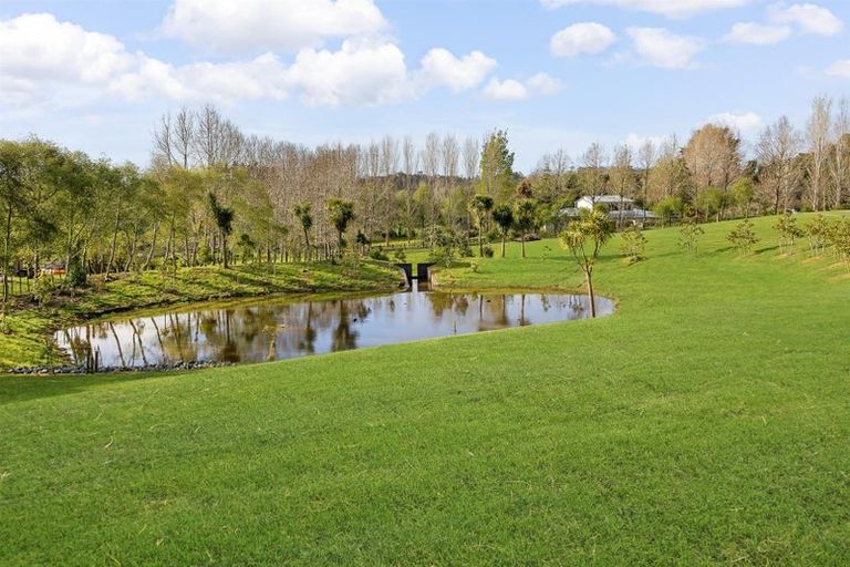Photo of property in 90 Grace Hill Drive, Dairy Flat, Albany, 0792