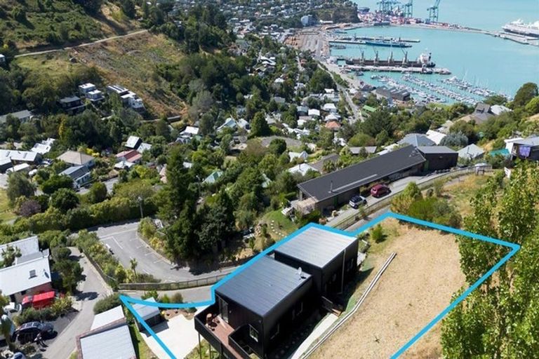 Photo of property in 25g Walkers Road, Lyttelton, 8082