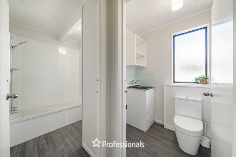 Photo of property in 22 Elizabeth Street, Moera, Lower Hutt, 5010