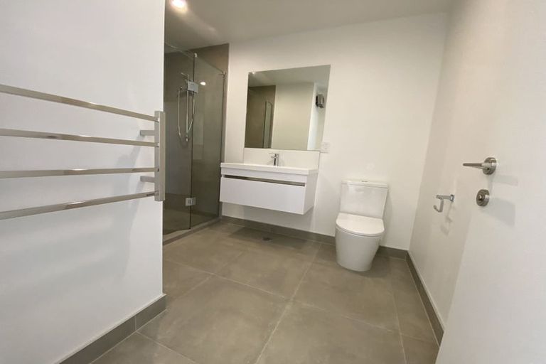 Photo of property in 10 Cessna Crescent, Mangere, Auckland, 2022