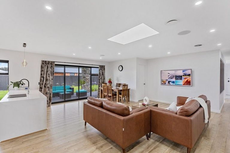 Photo of property in 10 Goodland Place, Rolleston, 7614