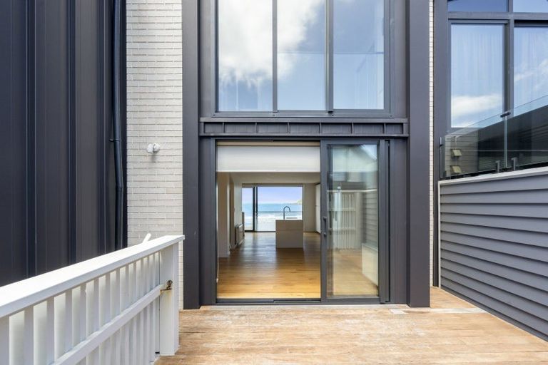 Photo of property in 8b Lyall Parade, Lyall Bay, Wellington, 6022