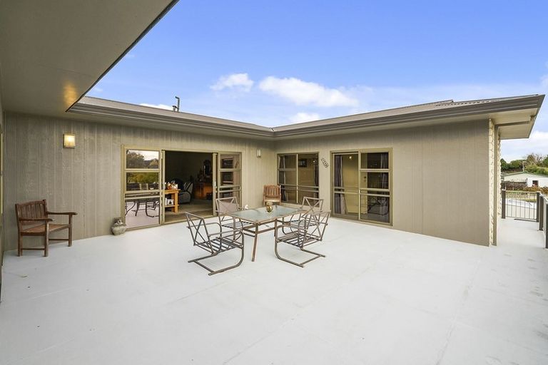 Photo of property in 111 Guy Street, Dannevirke, 4930