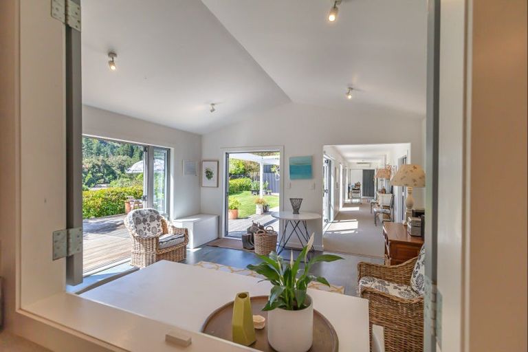 Photo of property in 803 Gladstone Road, Levin, 5571