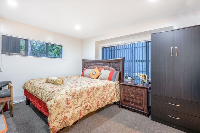 Photo of property in 10 San Pablo Way, Henderson, Auckland, 0612