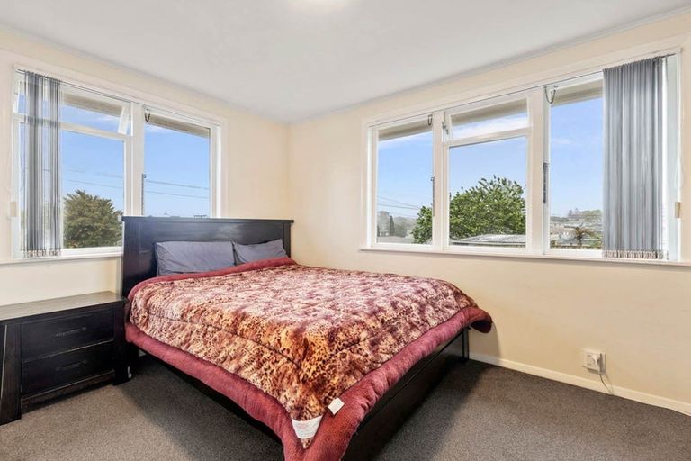 Photo of property in 32 Buller Crescent, Manurewa, Auckland, 2102