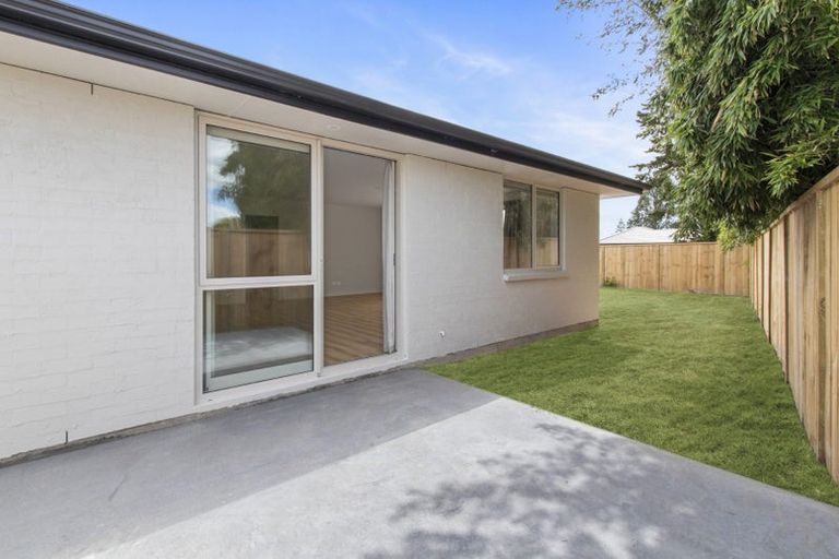 Photo of property in 41u2 Ross Crescent, Fairfield, Hamilton, 3214