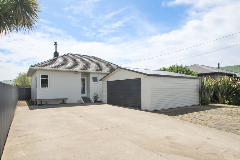 Photo of property in 10 Teviot Street, Oamaru North, Oamaru, 9400