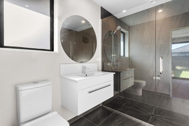 Photo of property in 48 William Deans Drive, Prebbleton, 7604