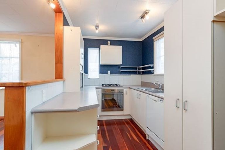 Photo of property in 8 Cole Grove, Wallaceville, Upper Hutt, 5018