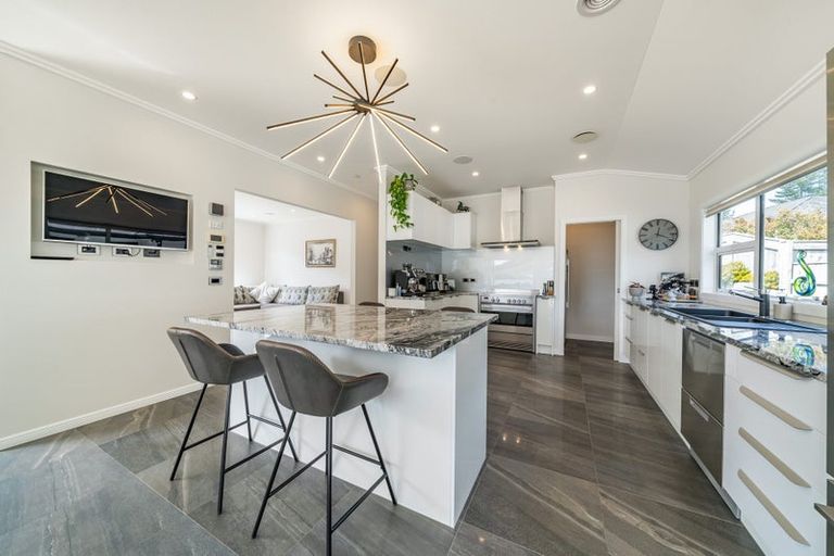 Photo of property in 62 Banks Boulevard, Whitby, Porirua, 5024